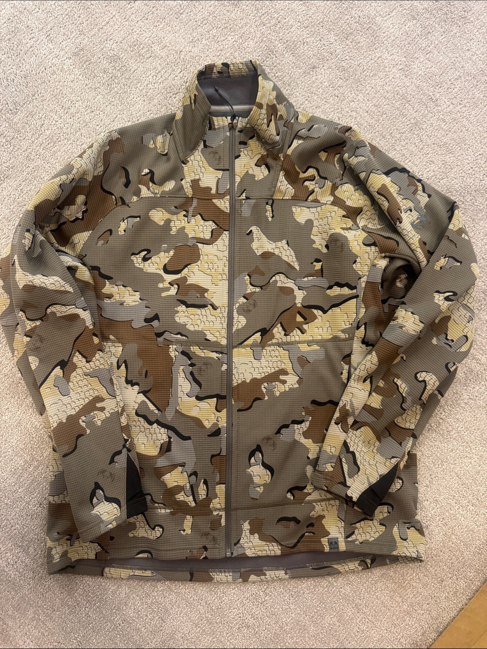 KUIU Men's Peloton 240 Full-Zip Hunting Camo Jacket - XXL